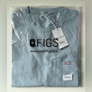 FIGS Men's Easton Boxy Crew Neck Scrub Top Dusty Blue Size Small NEW